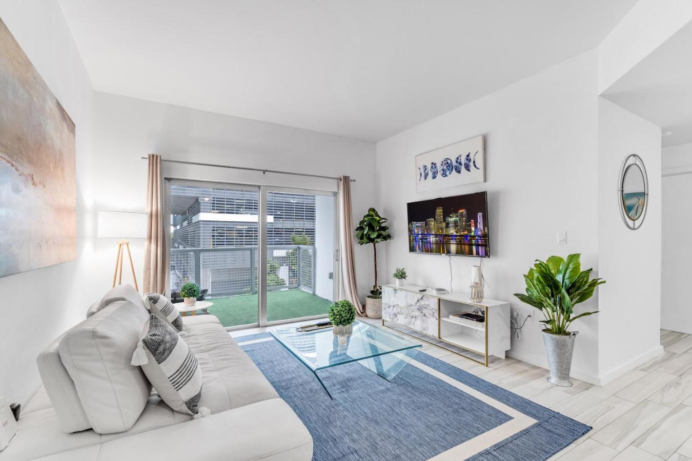 Lovely Unit Mins From Wynwood With Free Parking 마이애미 외부 사진