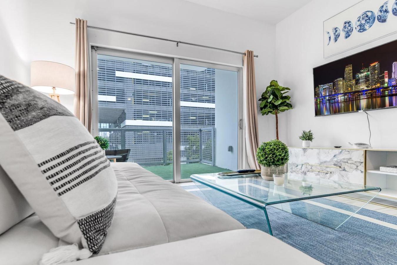 Lovely Unit Mins From Wynwood With Free Parking 마이애미 외부 사진