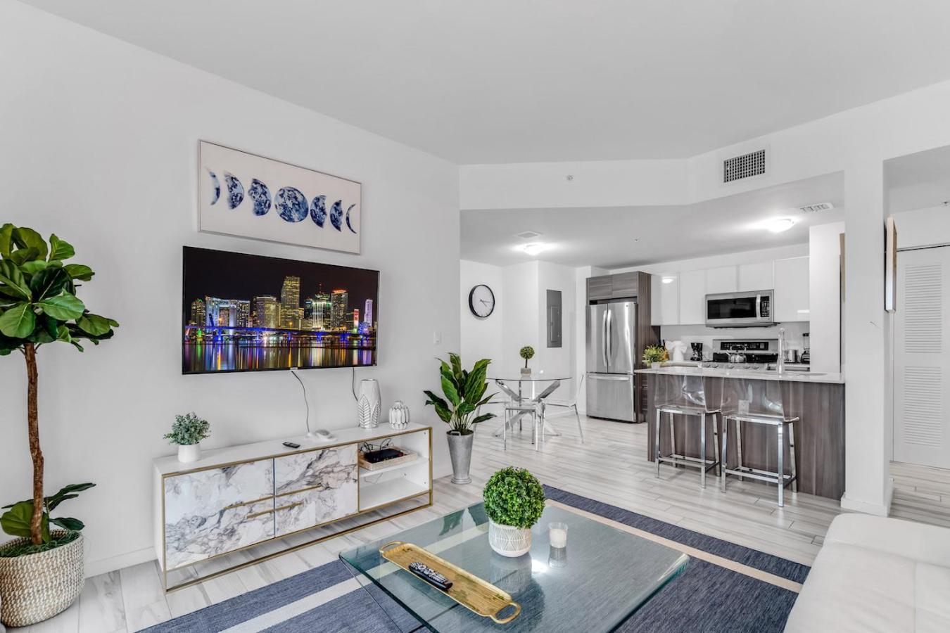 Lovely Unit Mins From Wynwood With Free Parking 마이애미 외부 사진